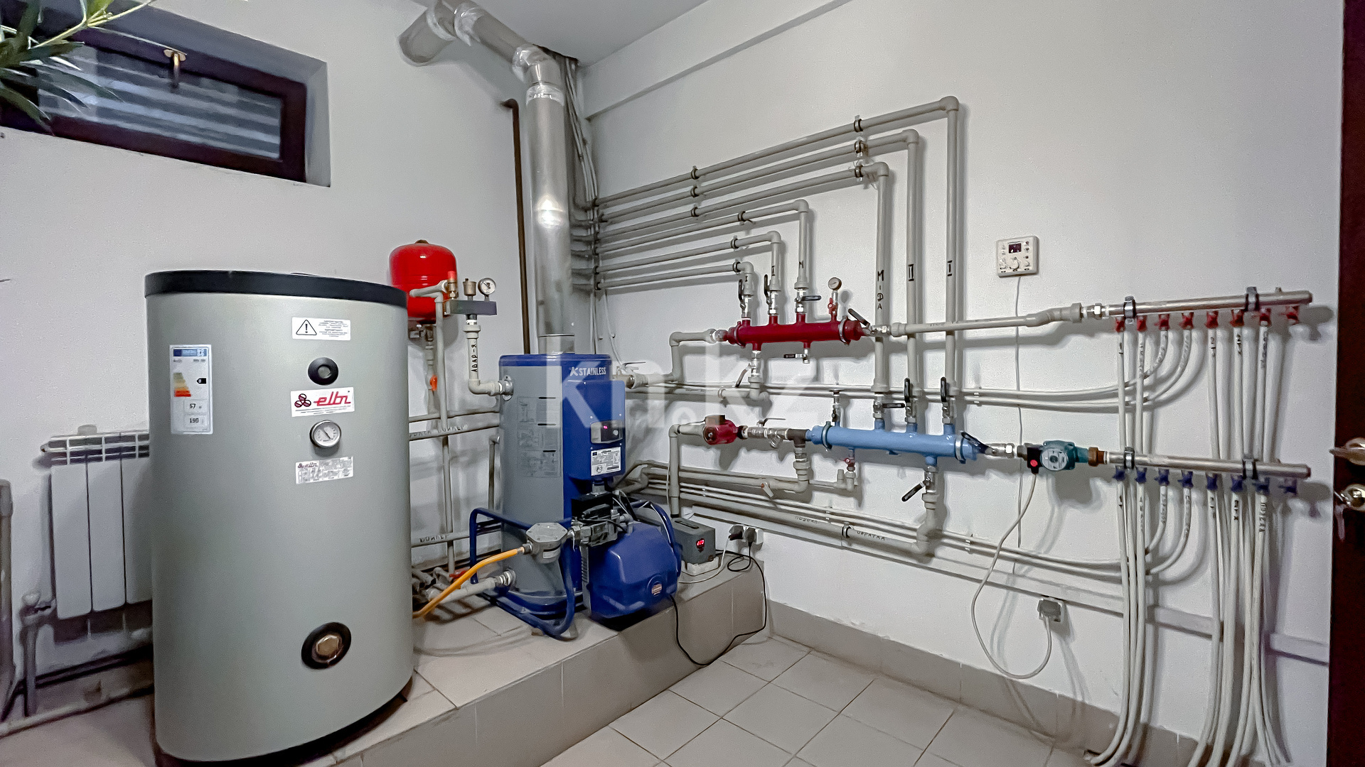 Продажа 6-комнатного дома, 375 м² в Алматы - фото 25