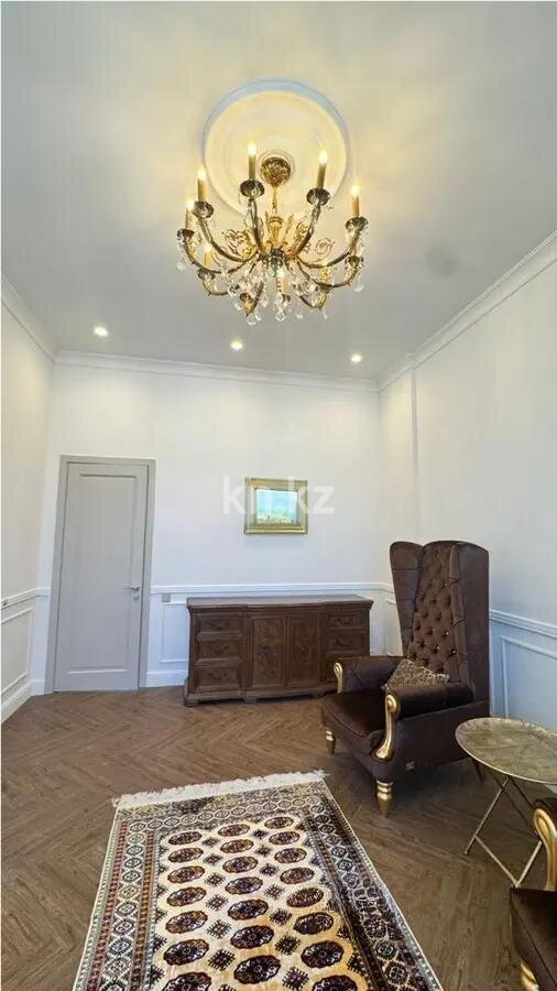 Продажа 3-комнатной квартиры, 246 м² в Астане - фото 3