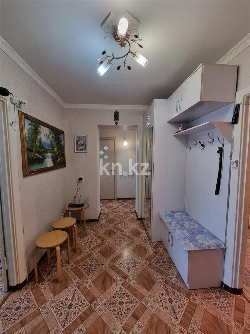 Продажа 4-комнатной квартиры, 78 м², пр. Назарбаева, дом  51 в Караганде - фото 10