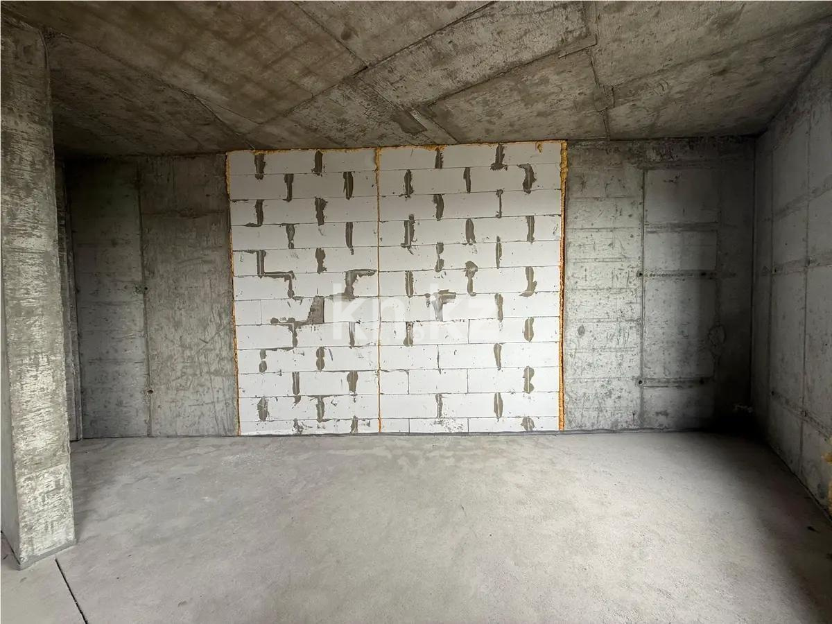 Продажа 2-комнатной квартиры, 42 м², ул. Утепова, дом  31 в Алматы - фото 2