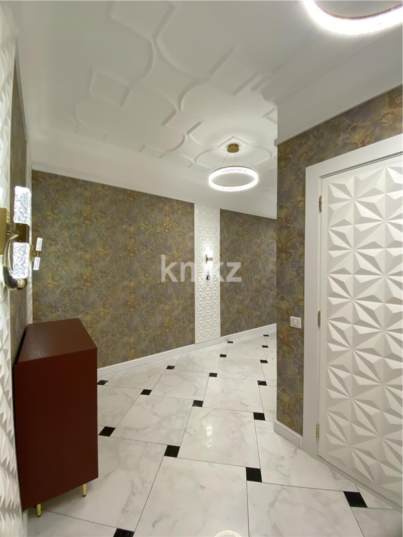 Продажа 4-комнатной квартиры, 132 м², ул. Шарля де Голля в Астане - фото 25