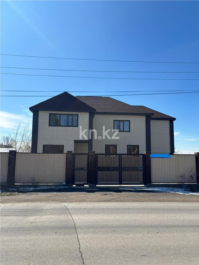 Продажа 6-комнатного дома, 298.6 м² в Караганде