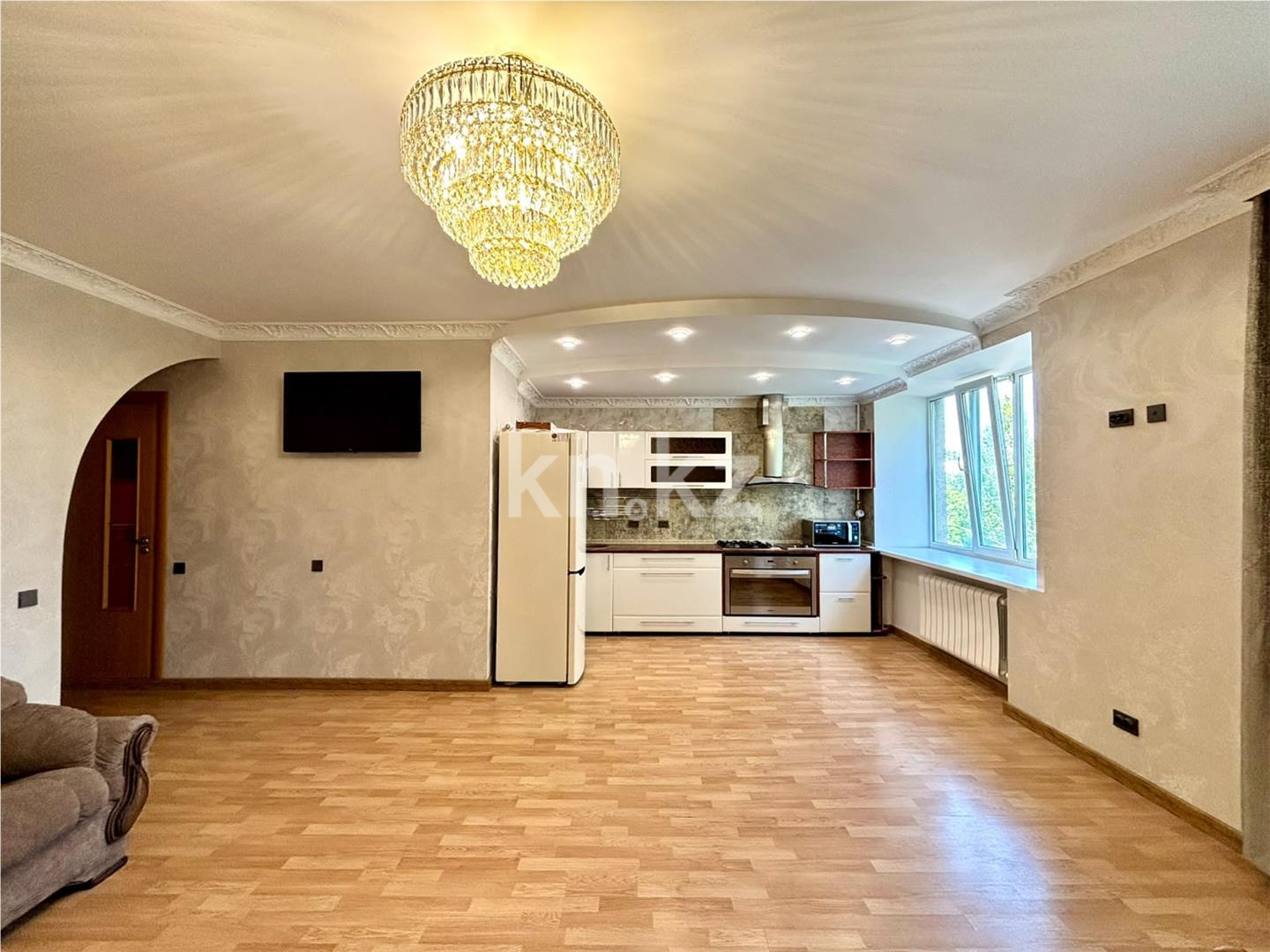 Продажа 4-комнатной квартиры, 101 м² в Караганде - фото 4