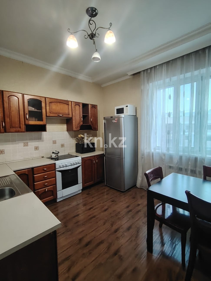Аренда 2-комнатной квартиры, 70 м², ул. Сарайшык, дом  40 в Астане - фото 2