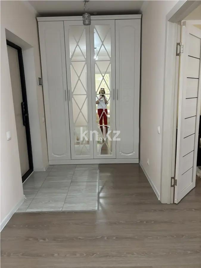 Продажа 1-комнатной квартиры, 42 м², ул. Мухамедханова, дом  4в в Астане - фото 4