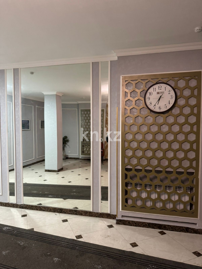 Аренда 1-комнатной квартиры посуточно, 50 м², ул. Туркестан, дом  14 в Астане - фото 2