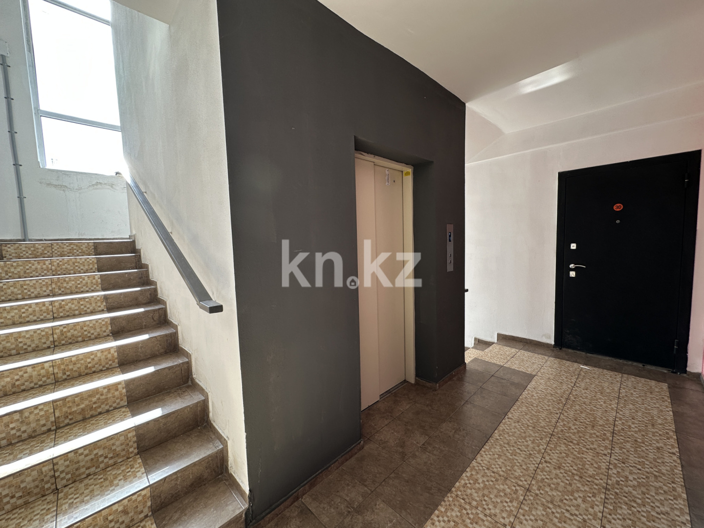 Продажа 1-комнатной квартиры, 40.3 м² в Алматы - фото 10