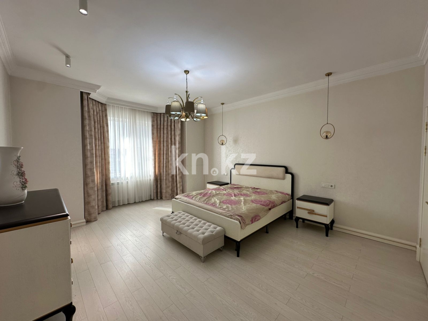 Продажа 5-комнатного дома, 327 м² в Шымкенте - фото 23