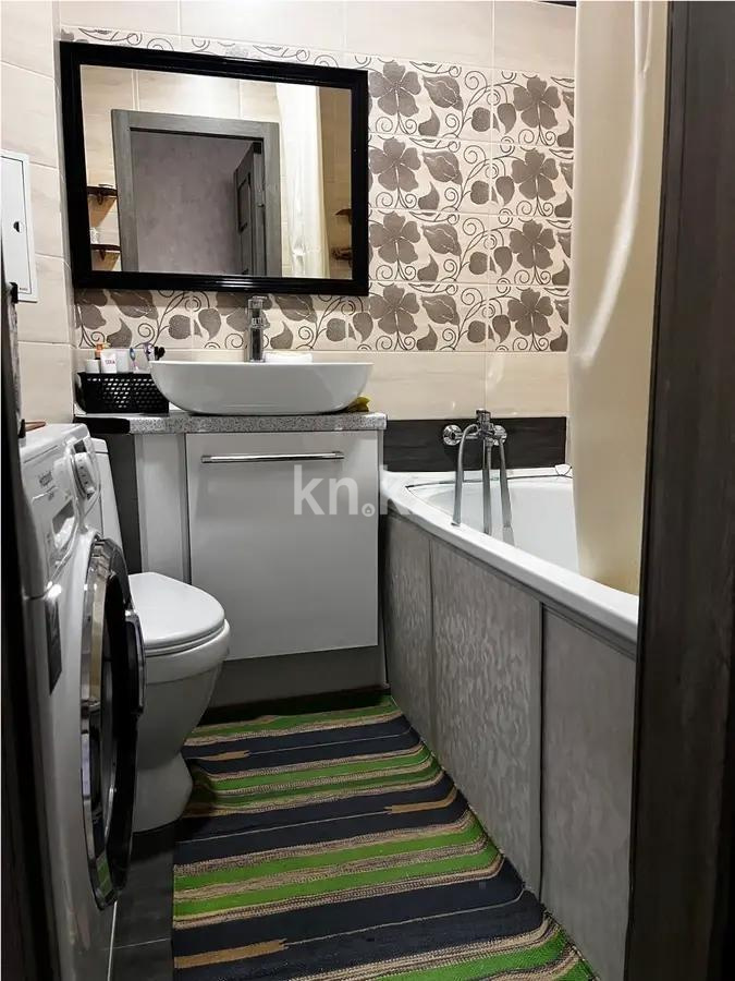 Продажа 2-комнатной квартиры, 43.5 м², мкр-н 8, дом  78 в Алматы - фото 4