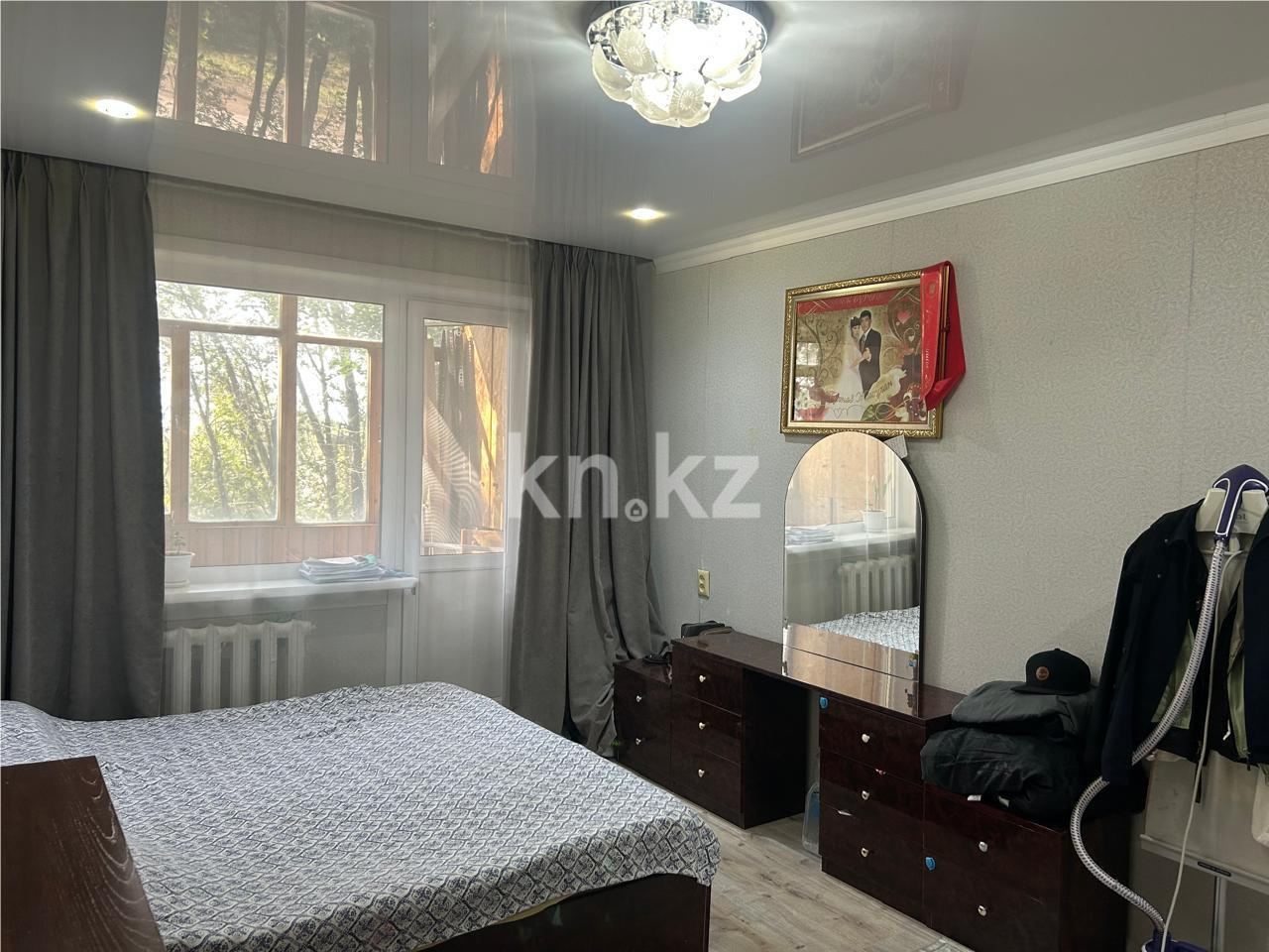 Продажа 3-комнатной квартиры, 63 м², 16 мкр. в Караганде - фото 2