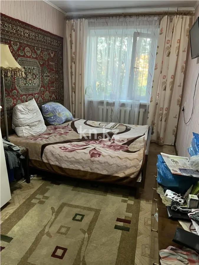 Продажа 3-комнатной квартиры, 61 м², 14 мкр., дом  4а в Караганде - фото 3