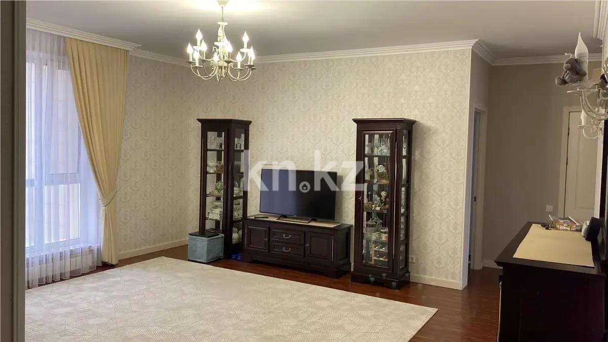 Продажа 4-комнатной квартиры, 125 м² в Астане