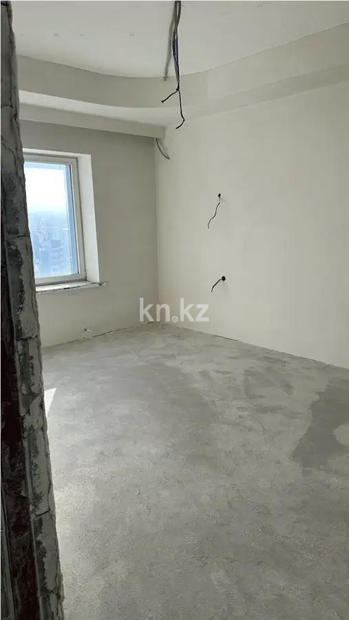Продажа 3-комнатной квартиры, 106 м², мкр-н Самал-2, дом  33а в Алматы - фото 3