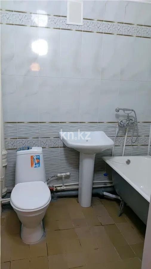 Продажа 1-комнатной квартиры, 37 м², ул. Винницкая, дом  25 в Караганде - фото 3