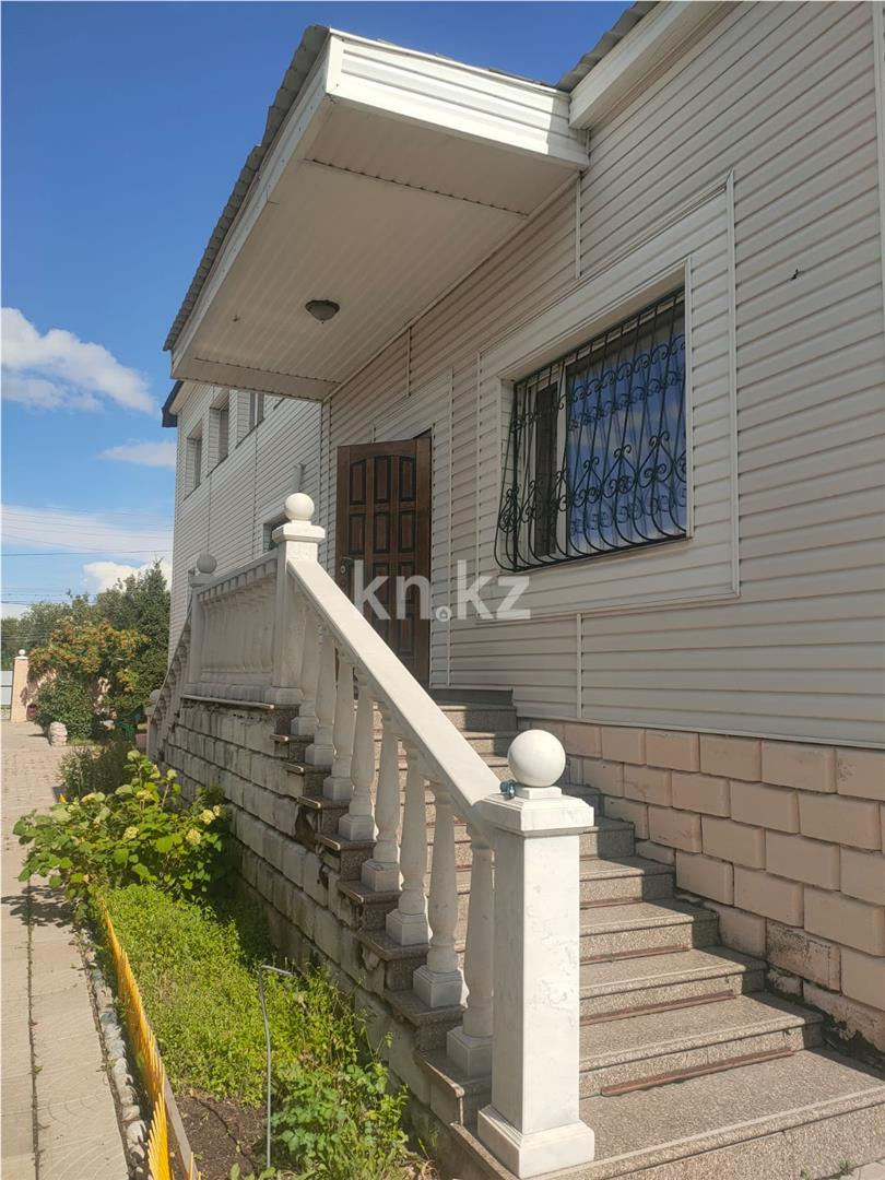 Продажа 4-комнатного дома, 404 м², мкр-н Отрадное в Темиртау