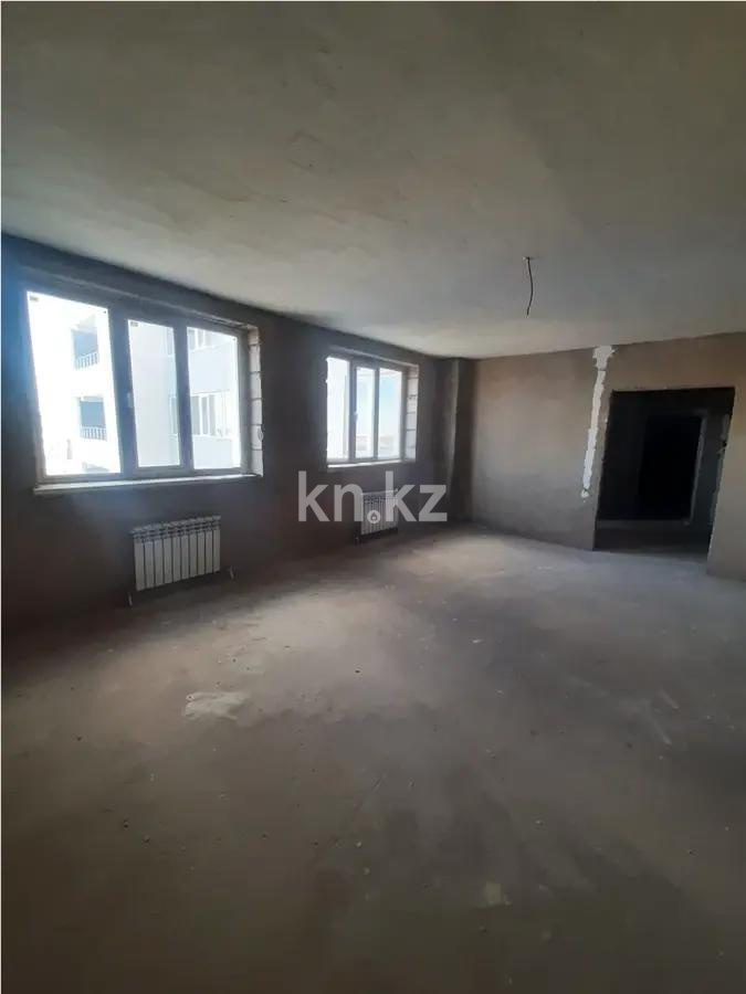 Продажа 4-комнатной квартиры, 112 м², ул. Нарикбаева, дом  6а в Астане