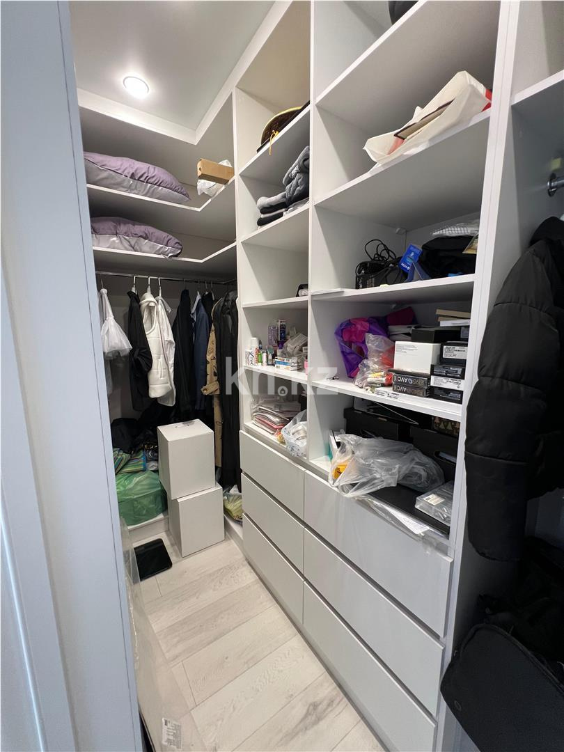 Продажа 3-комнатной квартиры, 100 м², ул. Дюсембекова в Караганде - фото 5