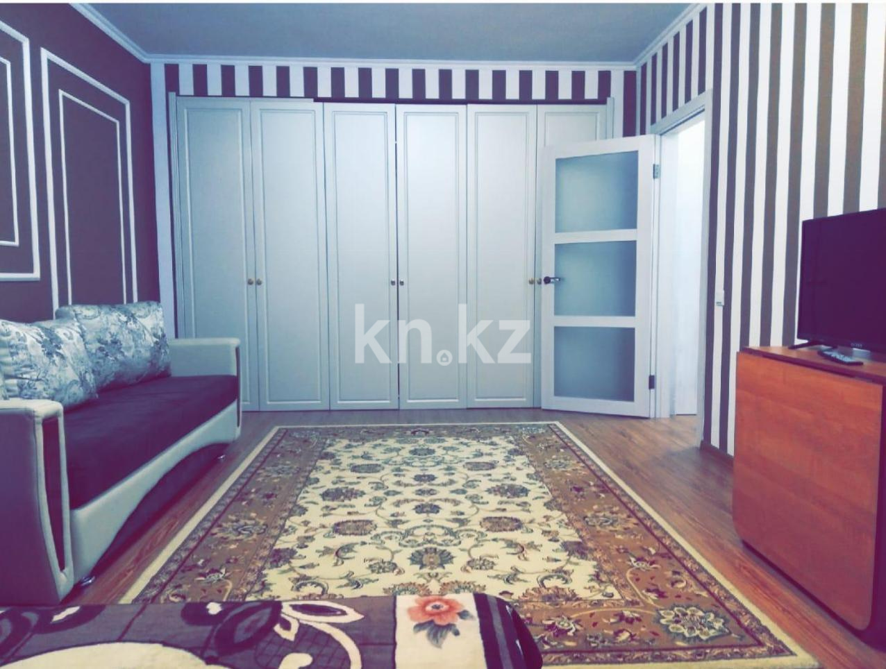 Аренда 1-комнатной квартиры посуточно, 40 м², ул. Керей, Жанибек хандар, дом  12/1 - ул. Сауран в Астане - фото 9