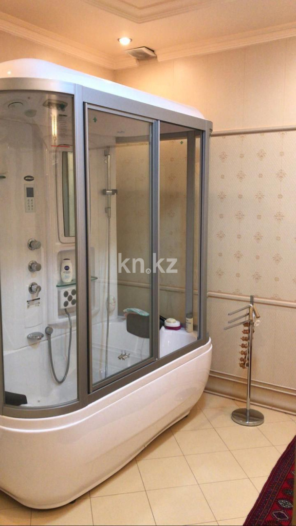 Продажа 8-комнатного дома, 575 м² в Алматы - фото 16