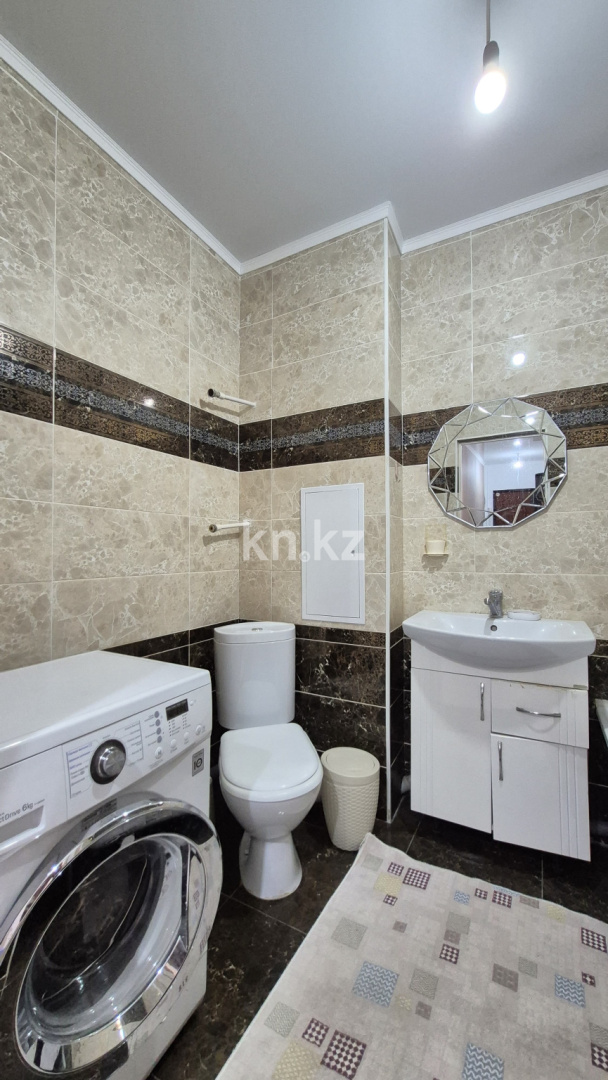 Аренда 2-комнатной квартиры, 63 м², ул. Академика Жарбосынова, дом  83в в Атырау - фото 10