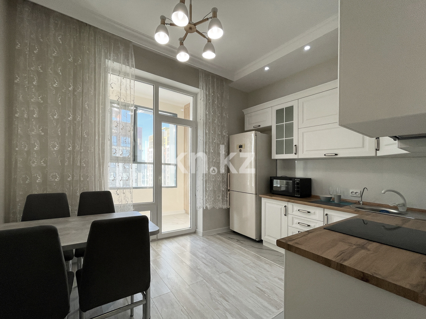 Аренда 1-комнатной квартиры, 45 м², пр. Улы Дала, дом  39 - ул. Гейдара Алиева в Астане - фото 11