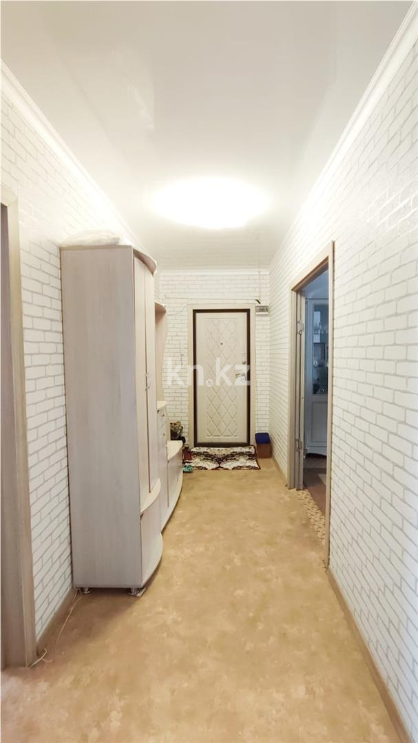 Продажа 3-комнатной квартиры, 72 м², мкр. Восток-3 в Караганде - фото 11