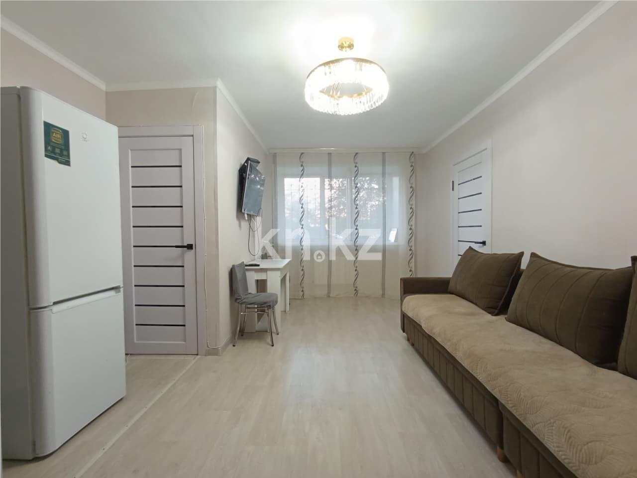 Продажа 2-комнатной квартиры, 42 м², ул. Махметова, дом  3 в Караганде