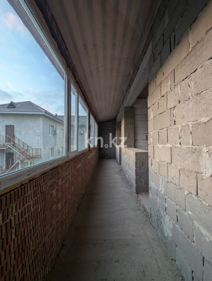 Продажа 4-комнатной квартиры, 135 м², ул. Скоробогатова, дом  108 в Уральске - фото 14