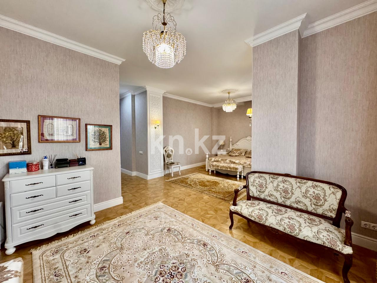 Продажа 4-комнатной квартиры, 213.3 м², ул. Панфилова, дом  12 - ул. Шевченко в Астане - фото 11