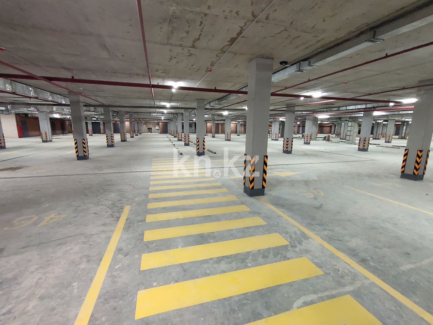 Продажа 2-комнатной квартиры, 65 м², ул. Ашимова, дом  21 в Караганде - фото 22