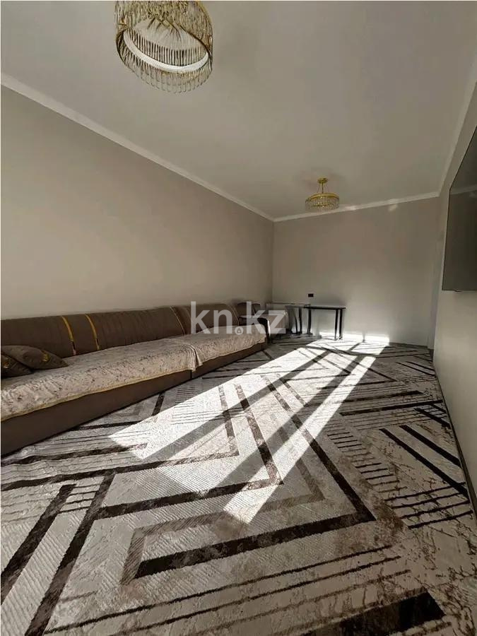 Продажа 4-комнатной квартиры, 103 м², ул. Гапеева, дом  16/2 в Караганде