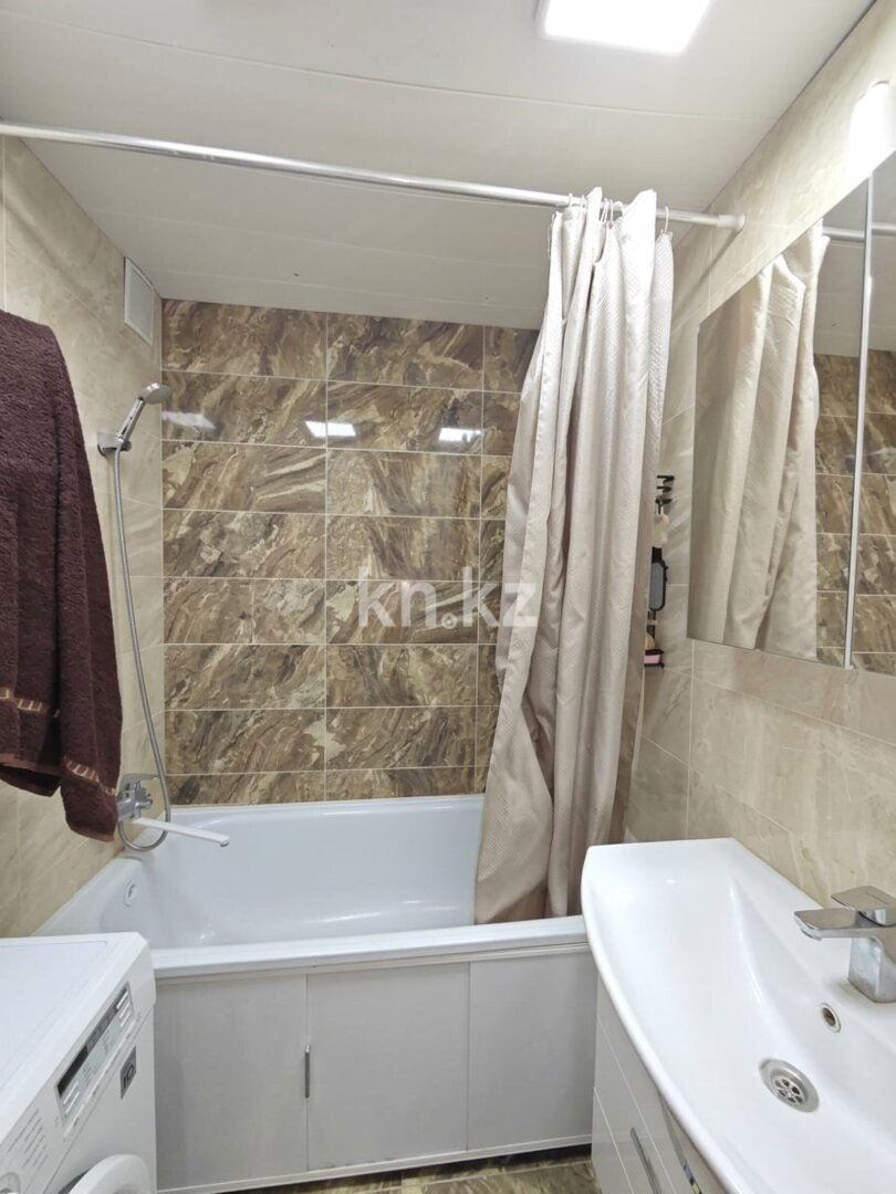 Продажа 4-комнатной квартиры, 77 м² в Караганде - фото 8