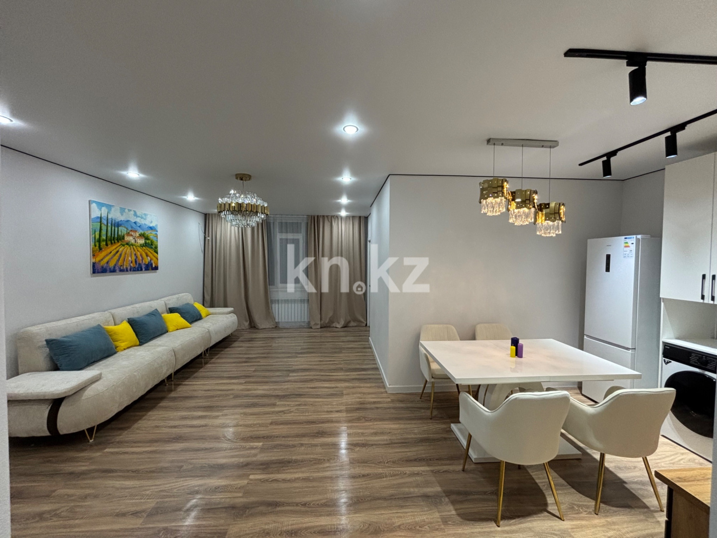 Продажа 3-комнатной квартиры, 72.4 м² в Алматы - фото 4