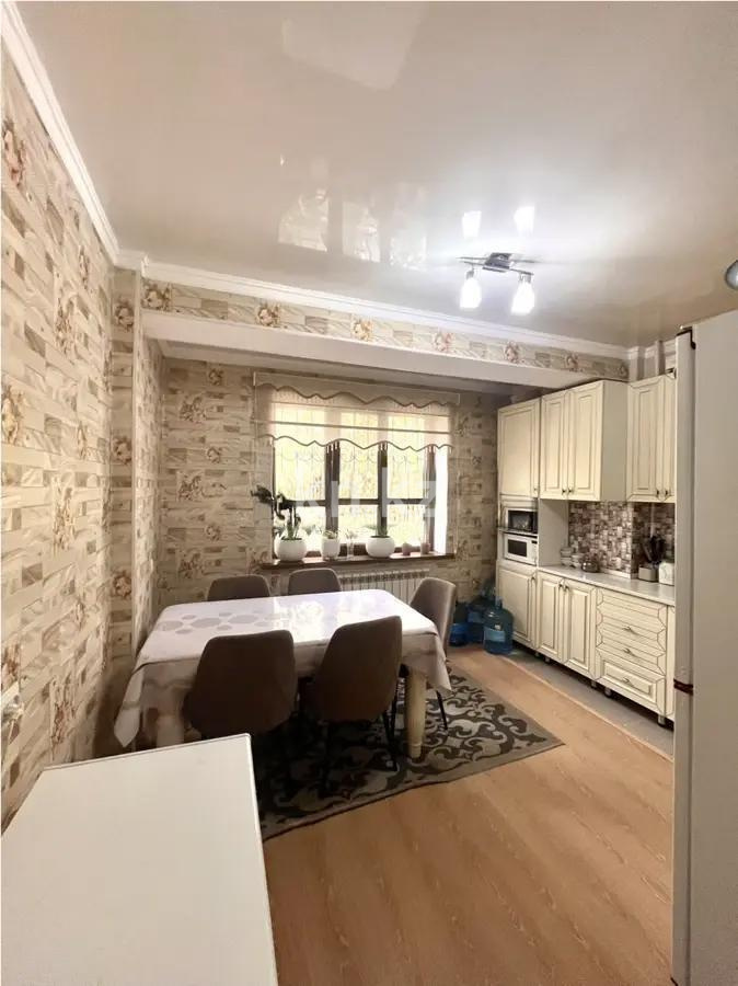 Продажа 2-комнатной квартиры, 67 м² в Алматы - фото 3