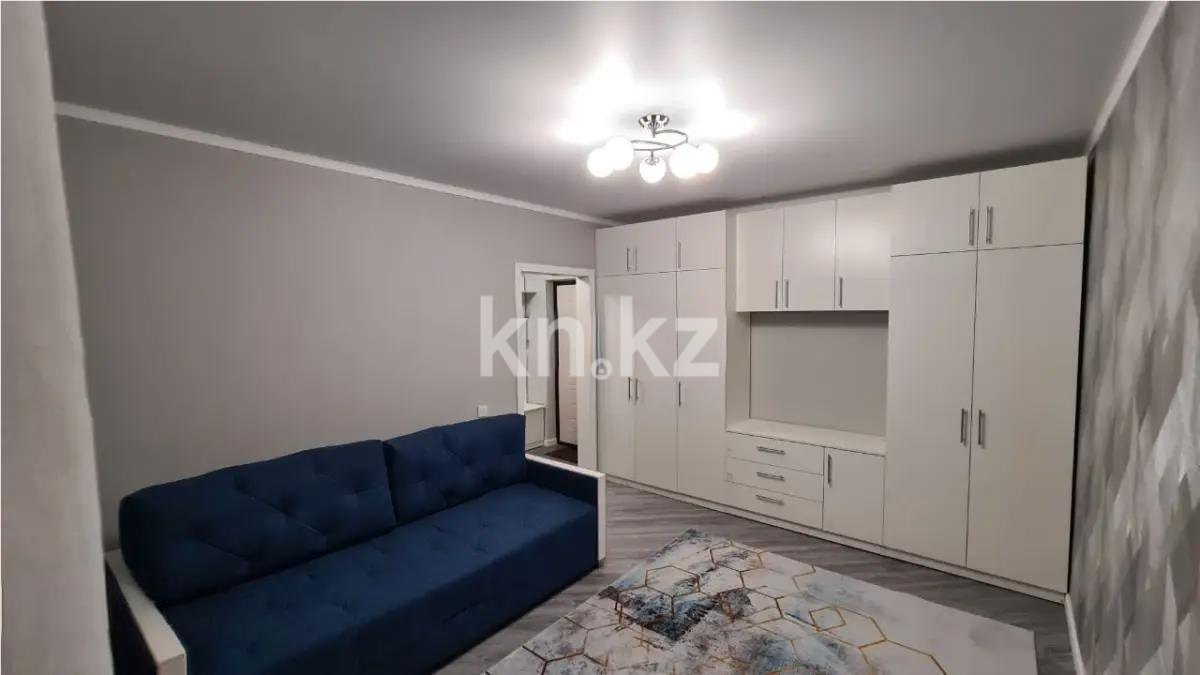 Продажа 1-комнатной квартиры, 35 м², ул. Байтерекова, дом  51 в Алматы