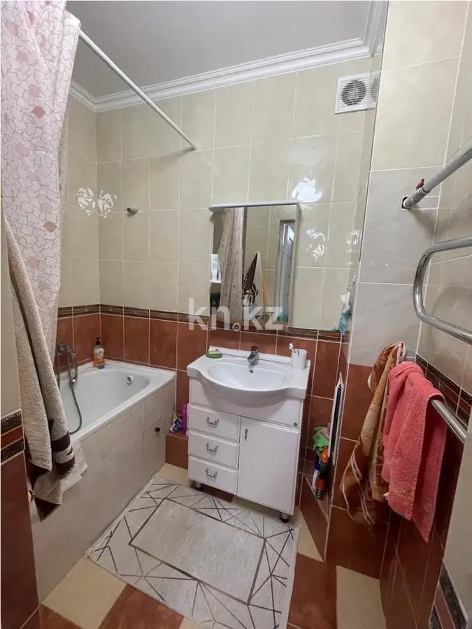 Продажа 2-комнатной квартиры, 60 м², ул. Валиханова, дом  1 в Астане - фото 3