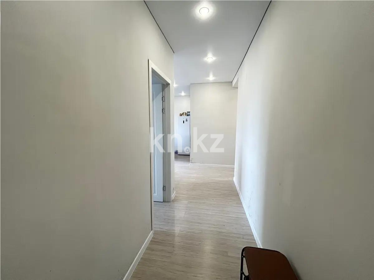 Продажа 3-комнатной квартиры, 63 м², ул. Университетская, дом  28/19 в Караганде - фото 5