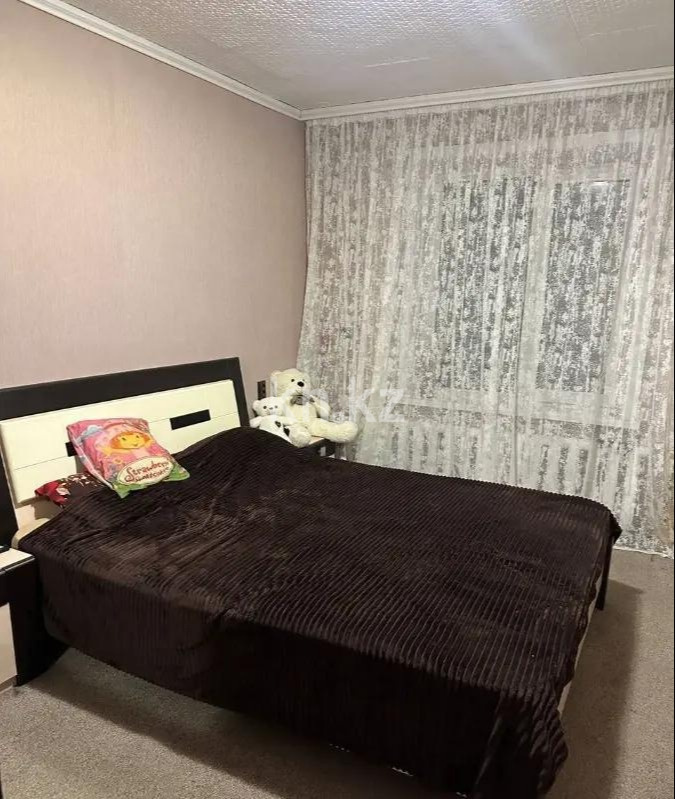 Продажа 3-комнатной квартиры, 64 м², мкр-н Гульдер-1, дом  4 в Караганде - фото 2