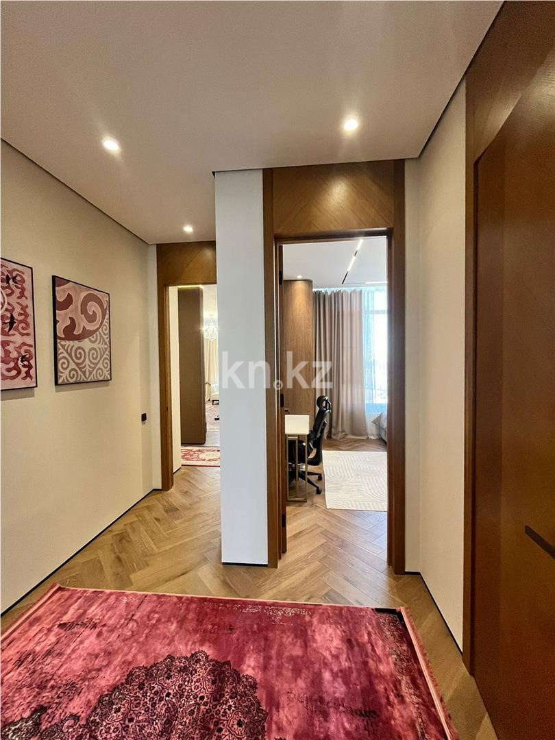 Продажа 4-комнатной квартиры, 130 м² в Астане - фото 25