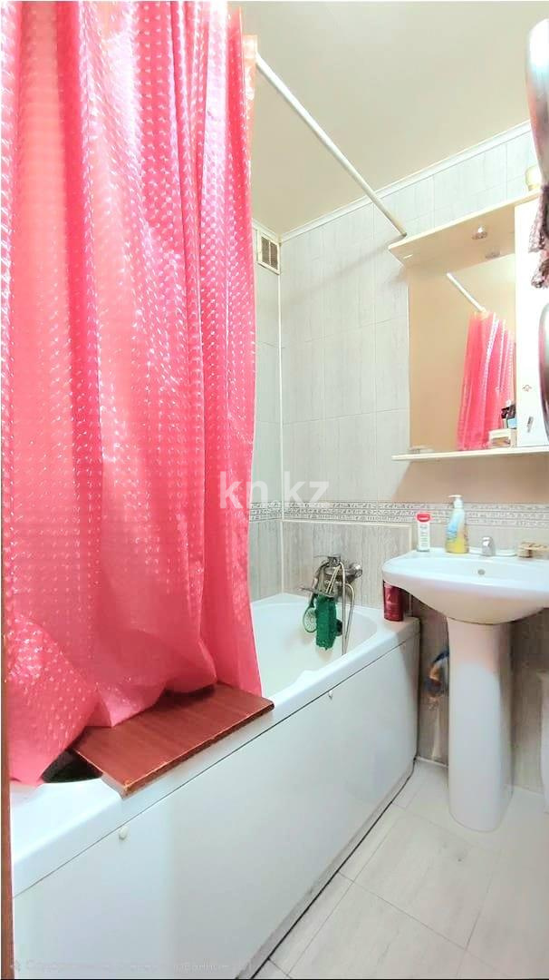 Продажа 2-комнатной квартиры, 43 м², 23-й мкр. в Караганде - фото 7