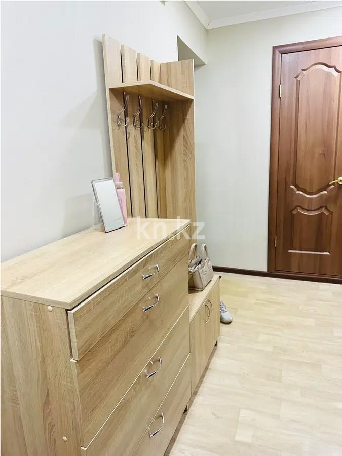 Продажа 2-комнатной квартиры, 47 м², пр. Абая, дом  80/2 в Шахтинске - фото 5