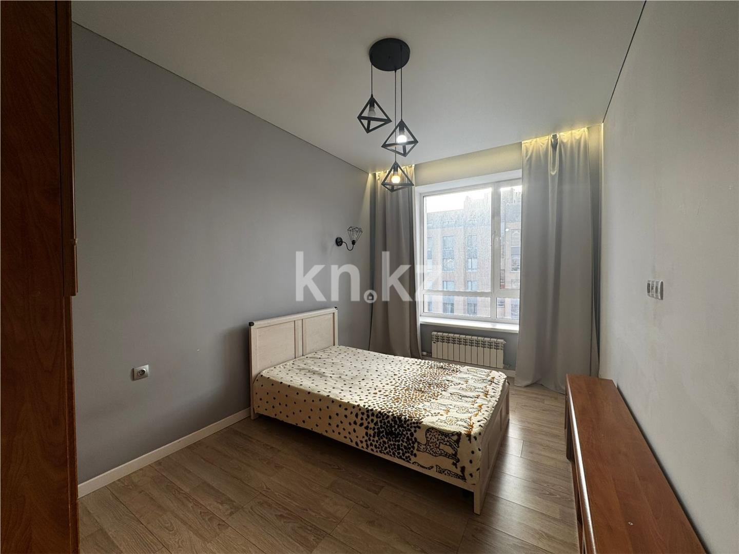 Продажа 2-комнатной квартиры, 48 м², ул. Омарова в Астане - фото 2