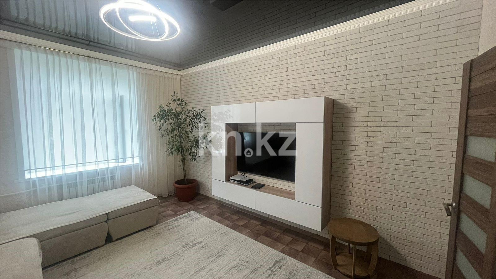 Продажа 2-комнатной квартиры, 53 м², ул. Абая в Темиртау - фото 3