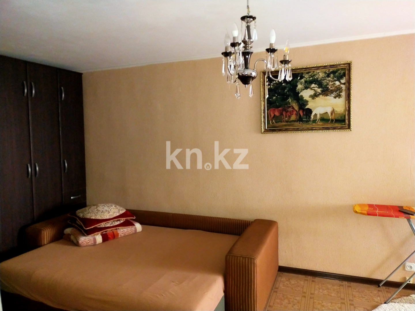 Аренда 1-комнатной квартиры посуточно, 40 м² в Уральске