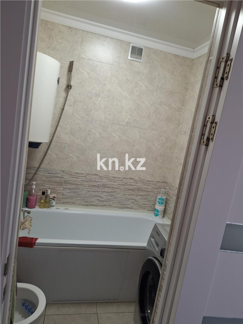 Продажа 1-комнатной квартиры, 31 м², ул. Керамическая в Караганде - фото 3