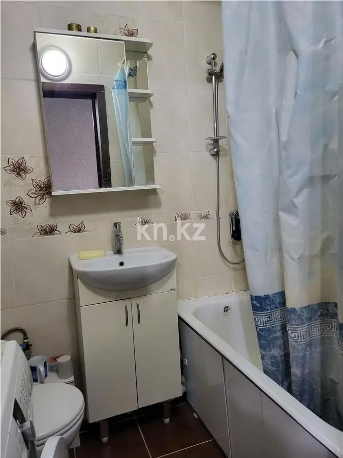 Продажа 2-комнатной квартиры, 40 м², ул. Желтоксан, дом  20/1 в Астане - фото 4