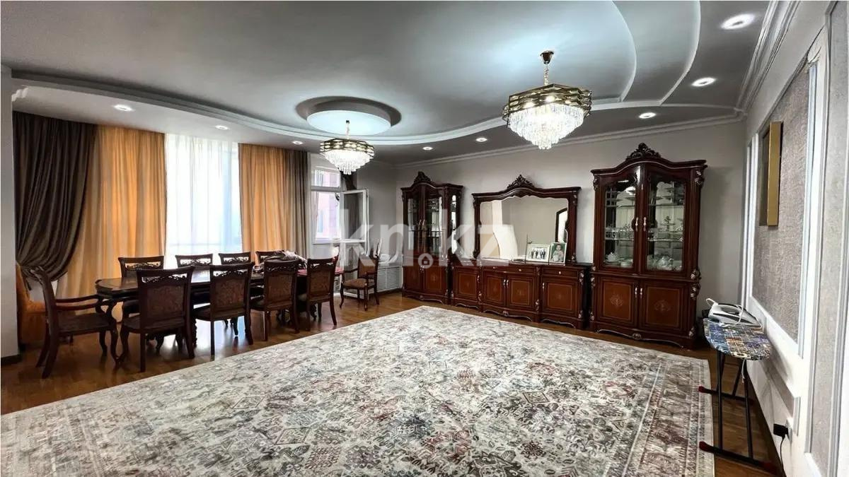 Продажа 3-комнатной квартиры, 135 м², ул. Прокофьева, дом  144 в Алматы