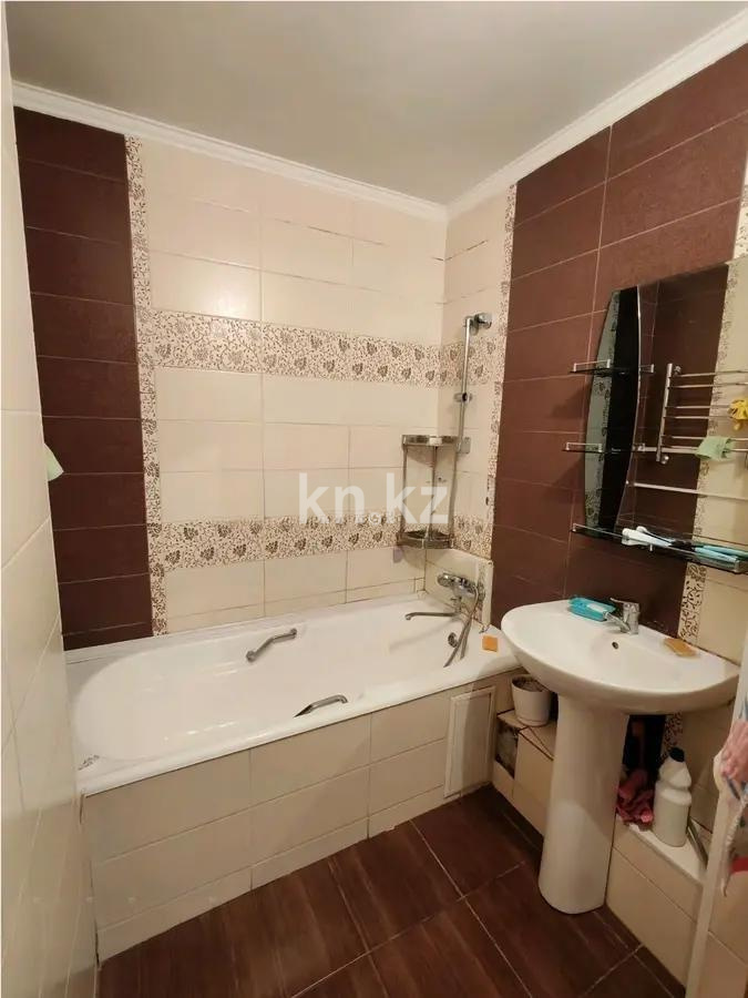 Продажа 4-комнатной квартиры, 86 м², мкр-н Алмагуль, дом  29 в Алматы - фото 4