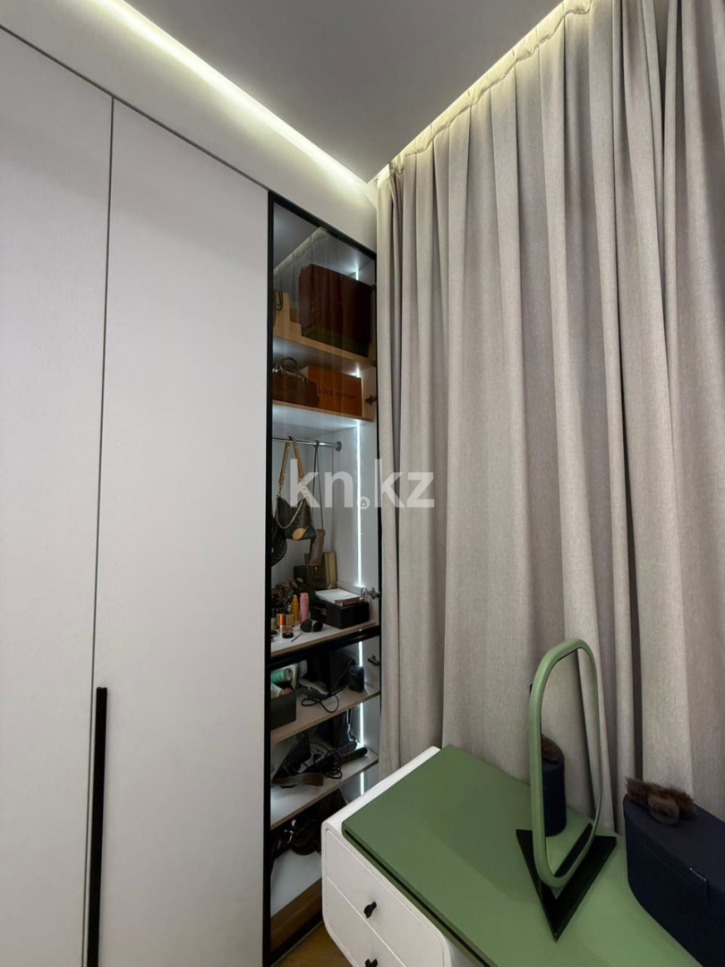 Продажа 2-комнатной квартиры, 81.1 м² в Алматы - фото 12