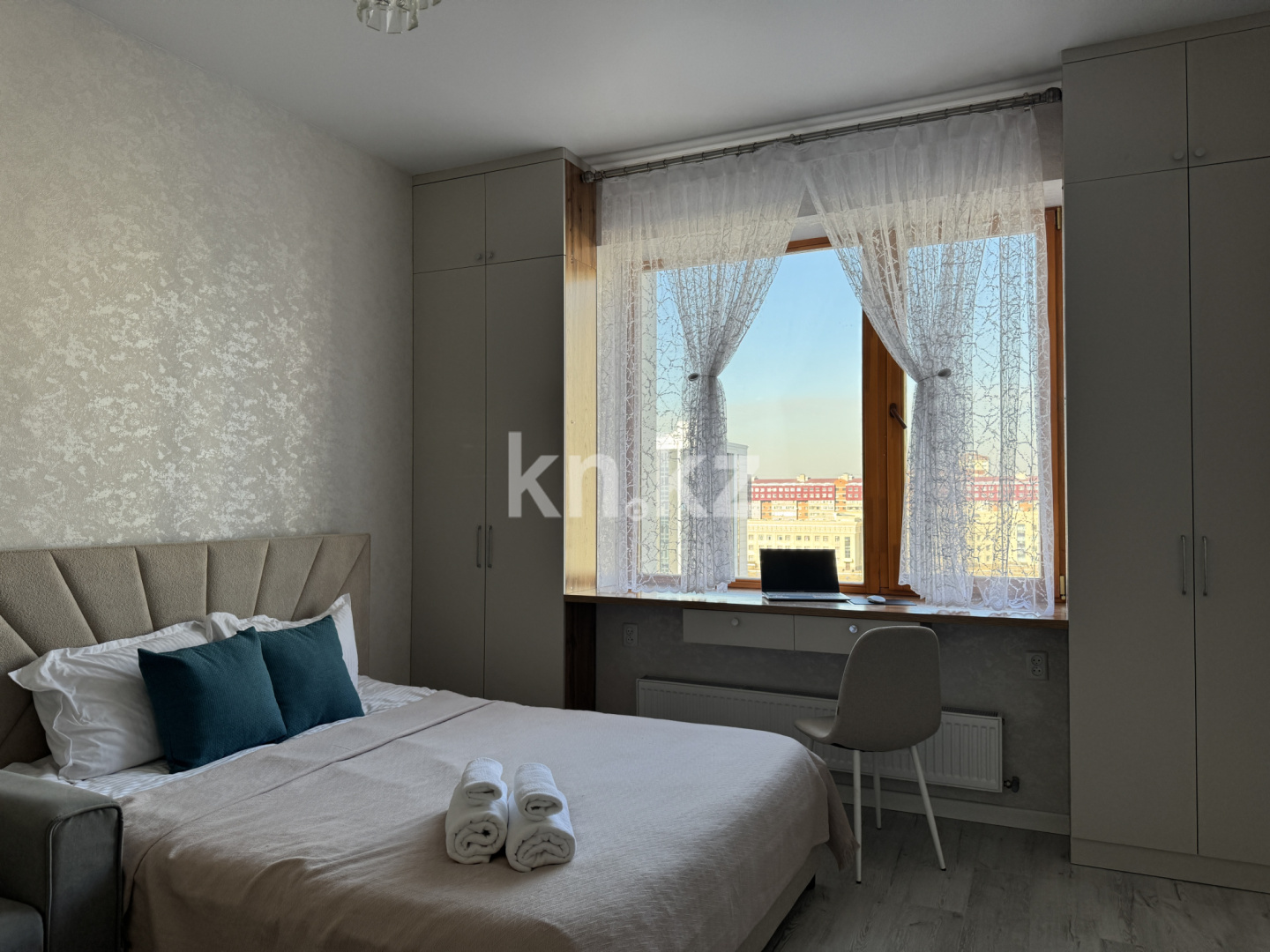 Аренда 1-комнатной квартиры посуточно, 50 м², ул. Кенесары, дом  8 - пр. Сарыарка в Астане